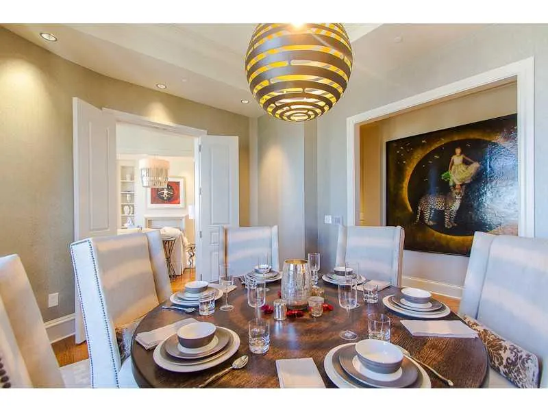 3376 Peachtree Road Unit 41a, Atlanta, Georgia 30326, 2 Bedrooms Bedrooms, ,2 BathroomsBathrooms,Residential,Sold,3376 Peachtree Road Unit 41a,5551996