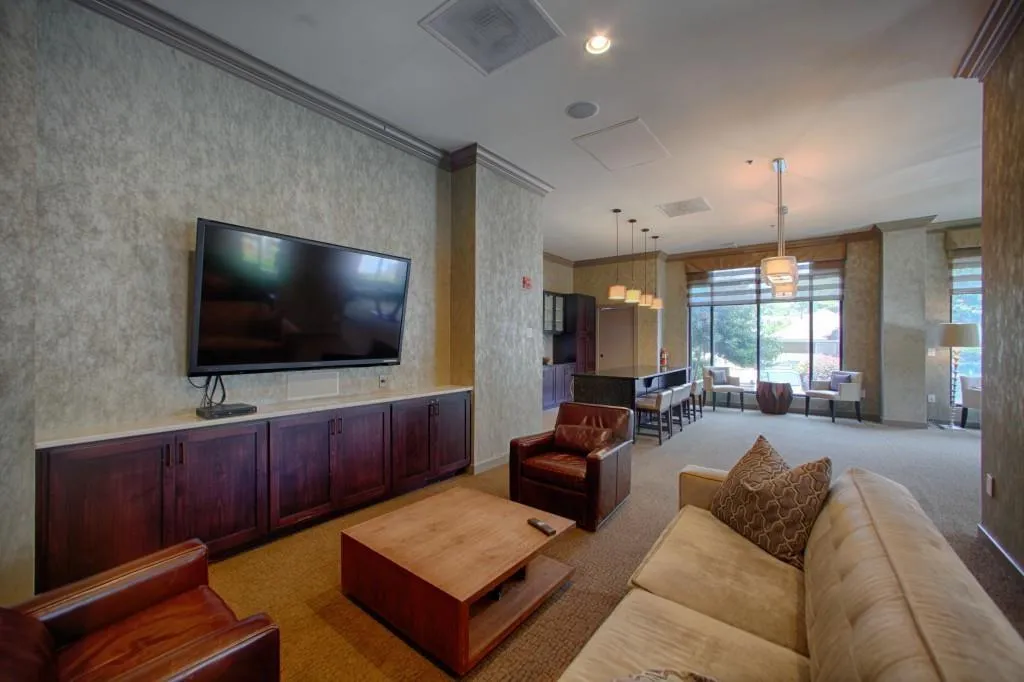 795 Hammond Drive Ne Unit 309, Atlanta, Georgia 30328, 1 Bedroom Bedrooms, ,1 BathroomBathrooms,Residential,Sold,795 Hammond Drive Ne Unit 309,5964194