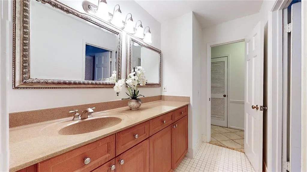 44 Brandon Ridge Drive Ne, Sandy Springs, Georgia 30328, 4 Bedrooms Bedrooms, ,3 BathroomsBathrooms,Residential,Sold,44 Brandon Ridge Drive Ne,6743676