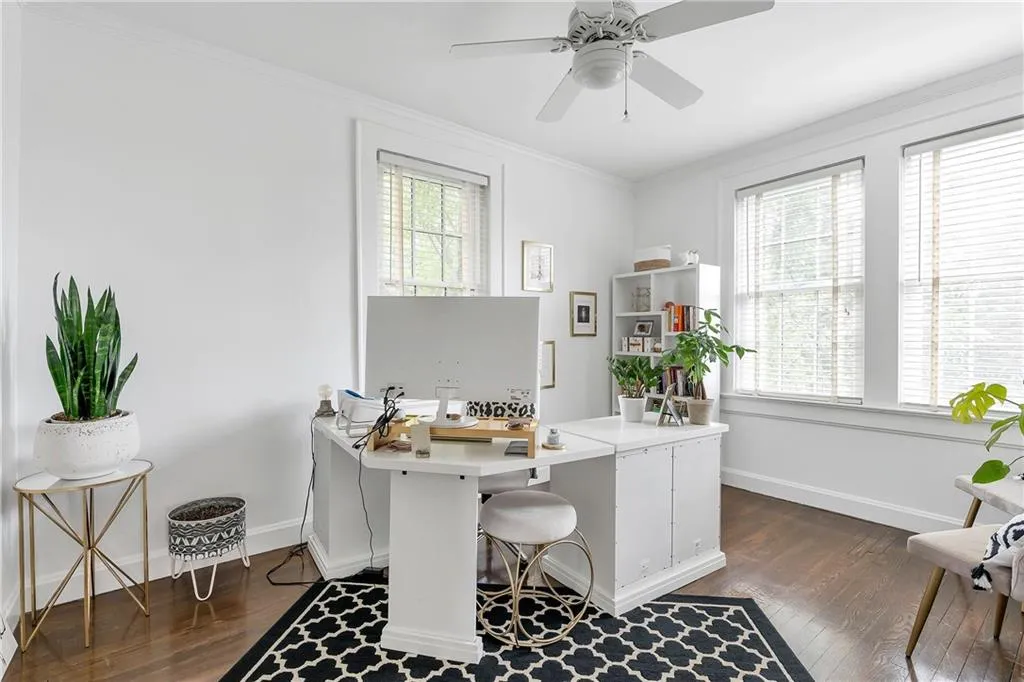 2214 Peachtree Road Nw Unit A5, Atlanta, Georgia 30309, 2 Bedrooms Bedrooms, 0 ,1 BathroomBathrooms,Residential,For Sale,2214 Peachtree Road Nw Unit A5,7745436