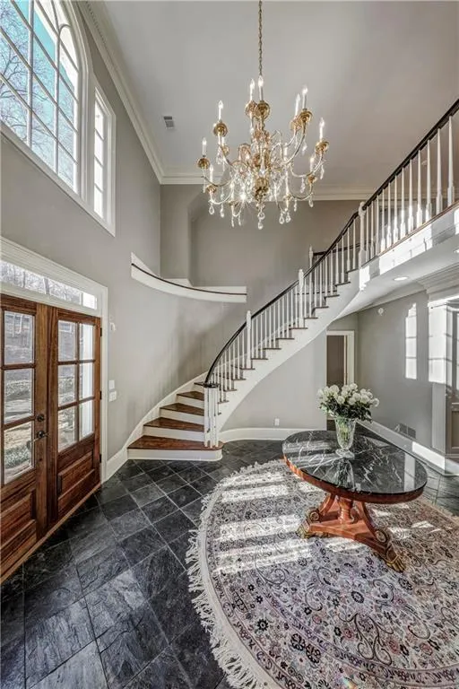 200 Riverland Court, Sandy Springs, Georgia 30350, 5 Bedrooms Bedrooms, ,6 BathroomsBathrooms,Residential,Sold,200 Riverland Court,6504519