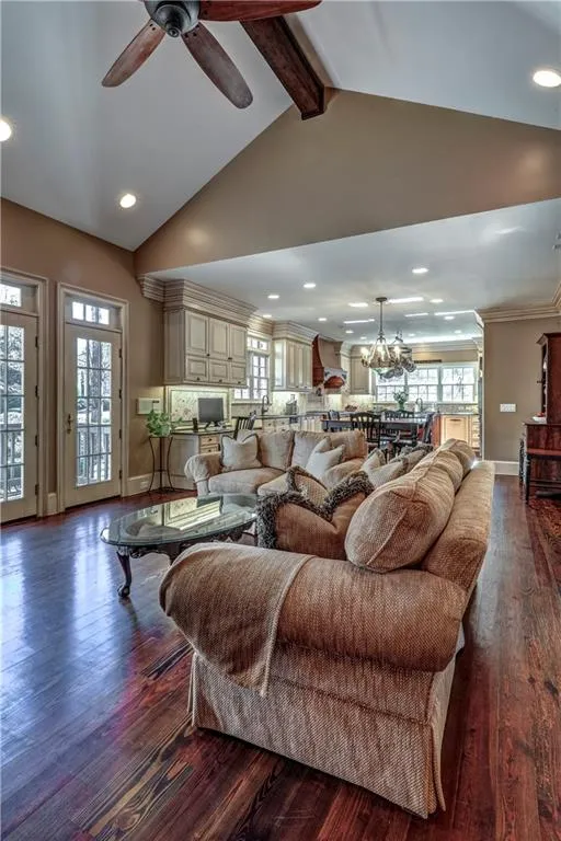200 Riverland Court, Sandy Springs, Georgia 30350, 5 Bedrooms Bedrooms, ,6 BathroomsBathrooms,Residential,Sold,200 Riverland Court,6504519