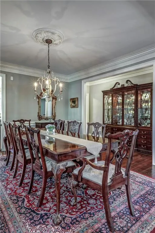 200 Riverland Court, Sandy Springs, Georgia 30350, 5 Bedrooms Bedrooms, ,6 BathroomsBathrooms,Residential,Sold,200 Riverland Court,6504519