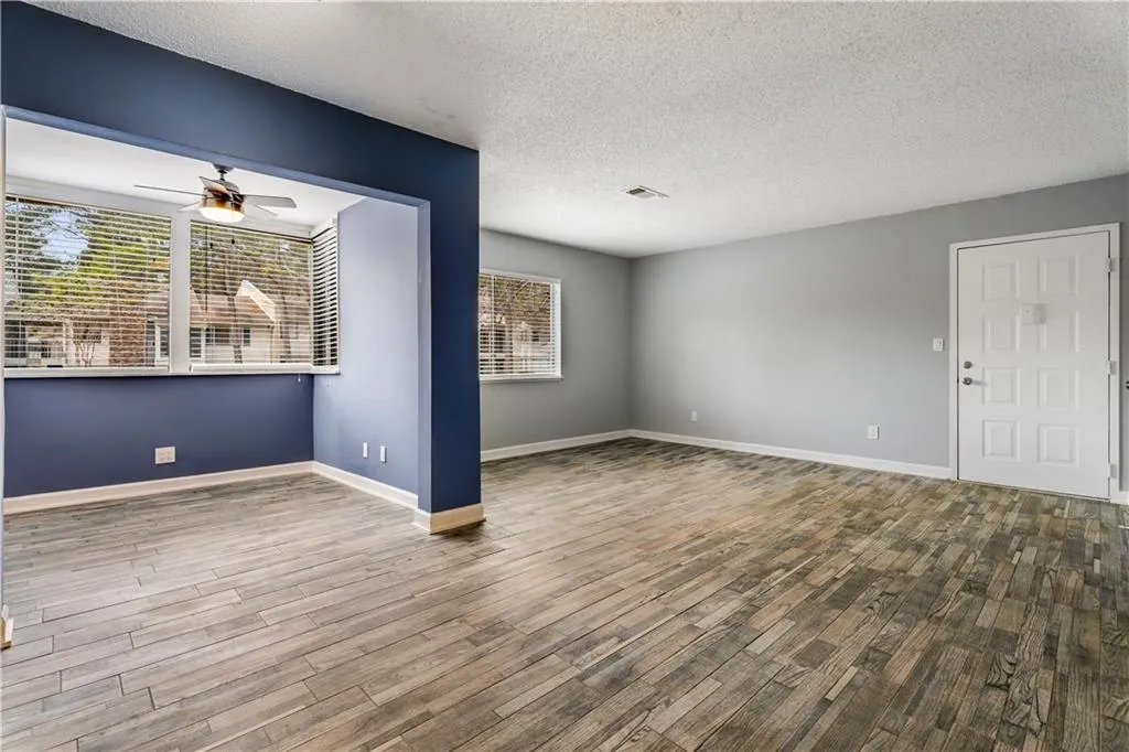 1403 Wingate Way, Sandy Springs, Georgia 30350, 1 Bedroom Bedrooms, ,1 BathroomBathrooms,Residential,Sold,1403 Wingate Way,7163687