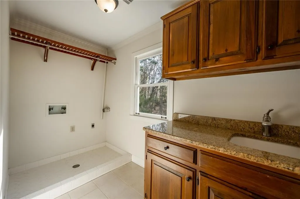 7690 Treeridge Court, Sandy Springs, Georgia 30350, 5 Bedrooms Bedrooms, ,4 BathroomsBathrooms,Residential,Sold,7690 Treeridge Court,6818952 7690 Treeridge Court, Sandy Springs, Georgia 30350, 5 Bedrooms Bedrooms, ,4 BathroomsBathrooms,Residential,Sold,7690 Treeridge Court,6818952