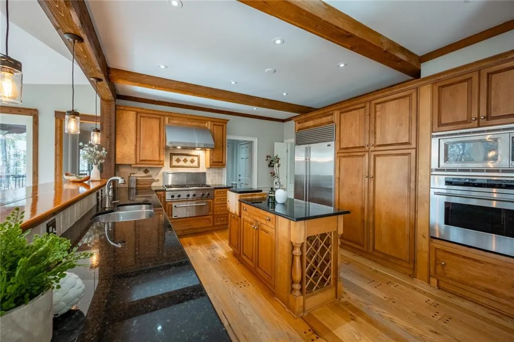 7690 Treeridge Court, Sandy Springs, Georgia 30350, 5 Bedrooms Bedrooms, ,4 BathroomsBathrooms,Residential,Sold,7690 Treeridge Court,6818952 7690 Treeridge Court, Sandy Springs, Georgia 30350, 5 Bedrooms Bedrooms, ,4 BathroomsBathrooms,Residential,Sold,7690 Treeridge Court,6818952