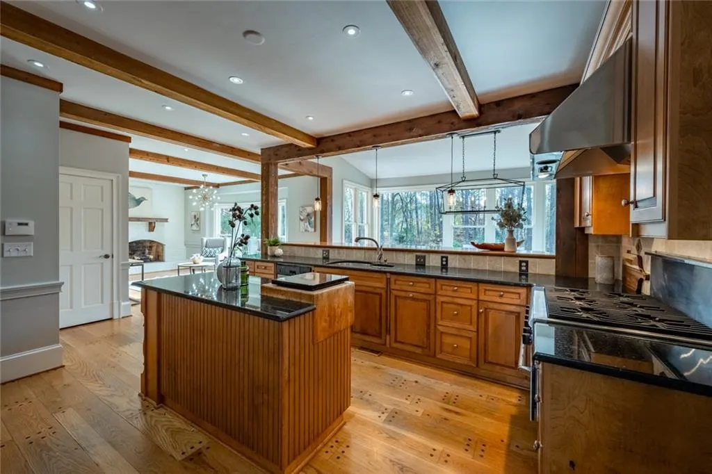 7690 Treeridge Court, Sandy Springs, Georgia 30350, 5 Bedrooms Bedrooms, ,4 BathroomsBathrooms,Residential,Sold,7690 Treeridge Court,6818952 7690 Treeridge Court, Sandy Springs, Georgia 30350, 5 Bedrooms Bedrooms, ,4 BathroomsBathrooms,Residential,Sold,7690 Treeridge Court,6818952