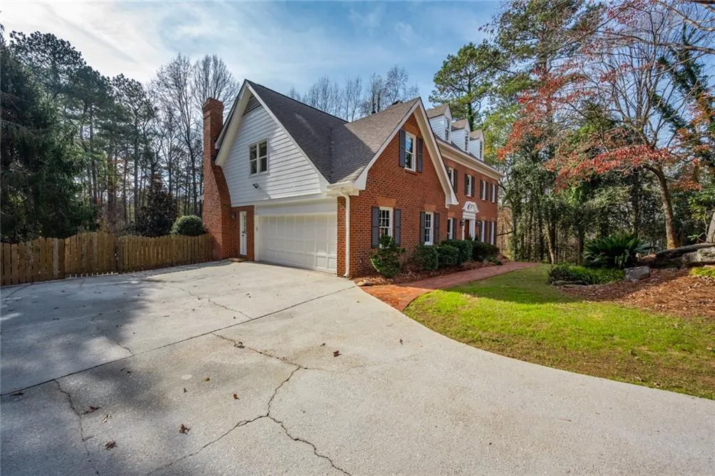 7690 Treeridge Court, Sandy Springs, Georgia 30350, 5 Bedrooms Bedrooms, ,4 BathroomsBathrooms,Residential,Sold,7690 Treeridge Court,6818952 7690 Treeridge Court, Sandy Springs, Georgia 30350, 5 Bedrooms Bedrooms, ,4 BathroomsBathrooms,Residential,Sold,7690 Treeridge Court,6818952