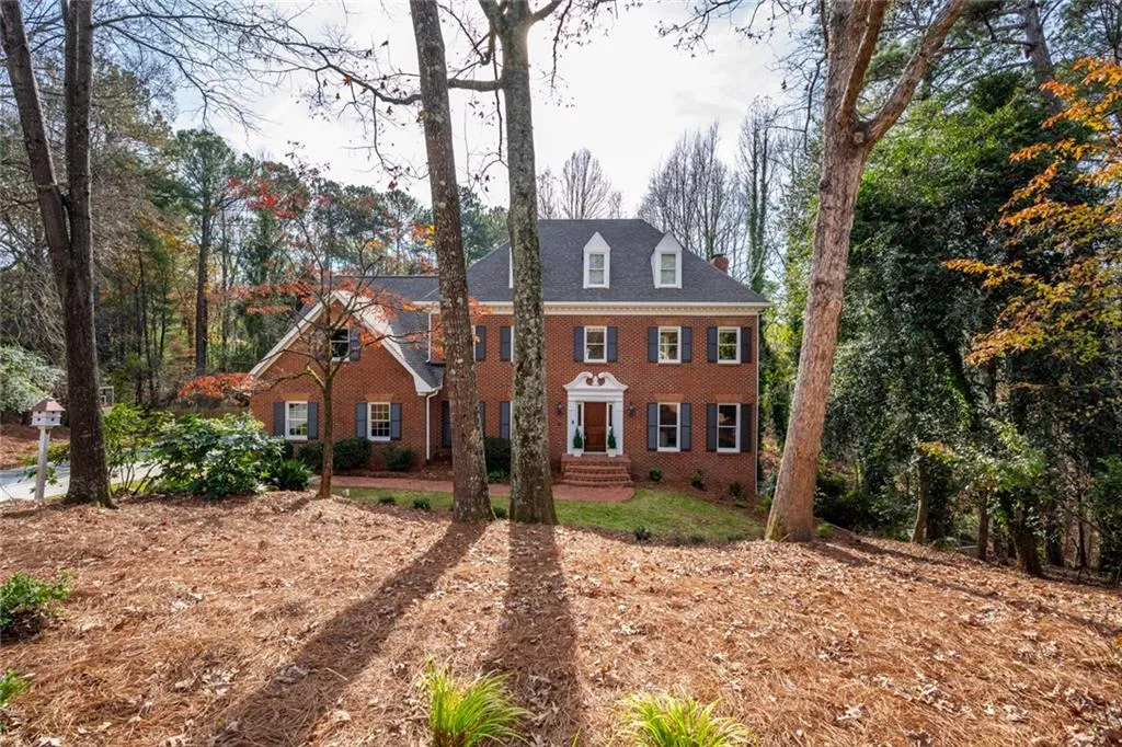 7690 Treeridge Court, Sandy Springs, Georgia 30350, 5 Bedrooms Bedrooms, ,4 BathroomsBathrooms,Residential,Sold,7690 Treeridge Court,6818952 7690 Treeridge Court, Sandy Springs, Georgia 30350, 5 Bedrooms Bedrooms, ,4 BathroomsBathrooms,Residential,Sold,7690 Treeridge Court,6818952