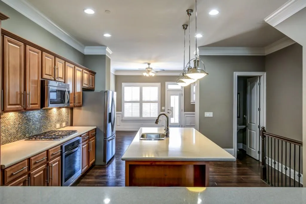 307 Alderwood Lane Unit 307, Sandy Springs, Georgia 30328, 3 Bedrooms Bedrooms, ,3 BathroomsBathrooms,Residential,Sold,307 Alderwood Lane Unit 307,5864301