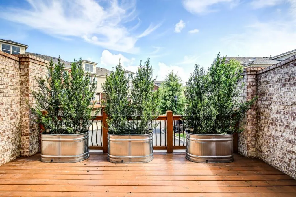 307 Alderwood Lane Unit 307, Sandy Springs, Georgia 30328, 3 Bedrooms Bedrooms, ,3 BathroomsBathrooms,Residential,Sold,307 Alderwood Lane Unit 307,5864301