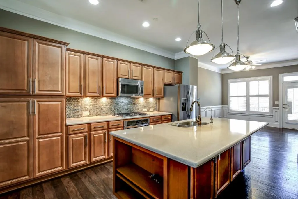 307 Alderwood Lane Unit 307, Sandy Springs, Georgia 30328, 3 Bedrooms Bedrooms, ,3 BathroomsBathrooms,Residential,Sold,307 Alderwood Lane Unit 307,5864301