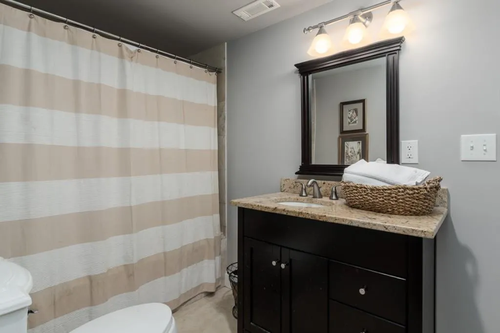 140 Landseer Way, Sandy Springs, Georgia 30350, 5 Bedrooms Bedrooms, ,3 BathroomsBathrooms,Residential,Sold,140 Landseer Way,6817777