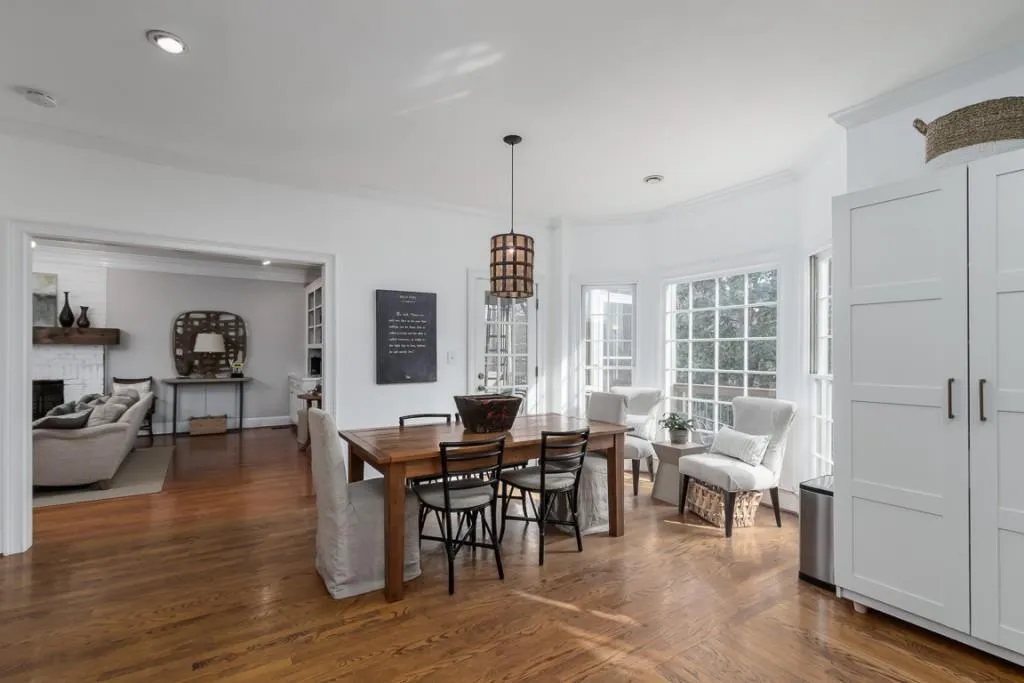 140 Landseer Way, Sandy Springs, Georgia 30350, 5 Bedrooms Bedrooms, ,3 BathroomsBathrooms,Residential,Sold,140 Landseer Way,6817777
