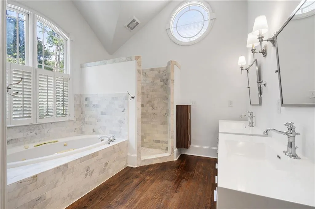 81 Highland Drive Ne, Atlanta, Georgia 30305, 3 Bedrooms Bedrooms, ,2 BathroomsBathrooms,Residential,For Sale,81 Highland Drive Ne,7634576