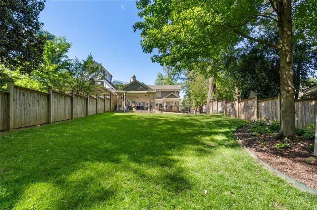 81 Highland Drive Ne, Atlanta, Georgia 30305, 3 Bedrooms Bedrooms, ,2 BathroomsBathrooms,Residential,For Sale,81 Highland Drive Ne,7634576