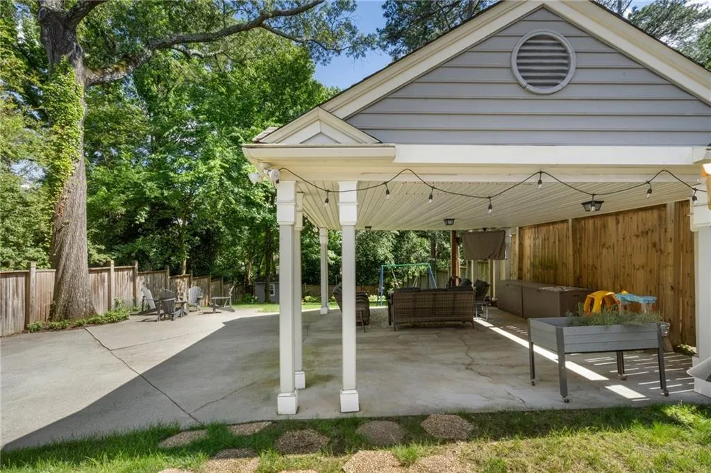 81 Highland Drive Ne, Atlanta, Georgia 30305, 3 Bedrooms Bedrooms, ,2 BathroomsBathrooms,Residential,For Sale,81 Highland Drive Ne,7634576