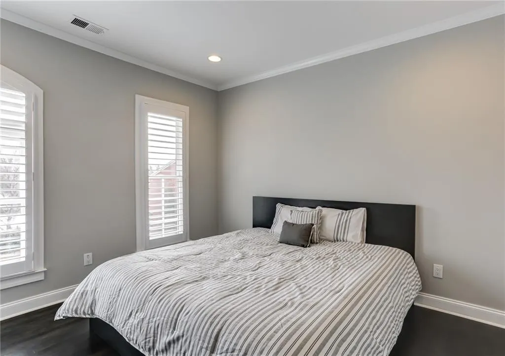 5964 Reddington Way, Atlanta, Georgia 30328, 3 Bedrooms Bedrooms, ,3 BathroomsBathrooms,Residential,Sold,5964 Reddington Way,7007748