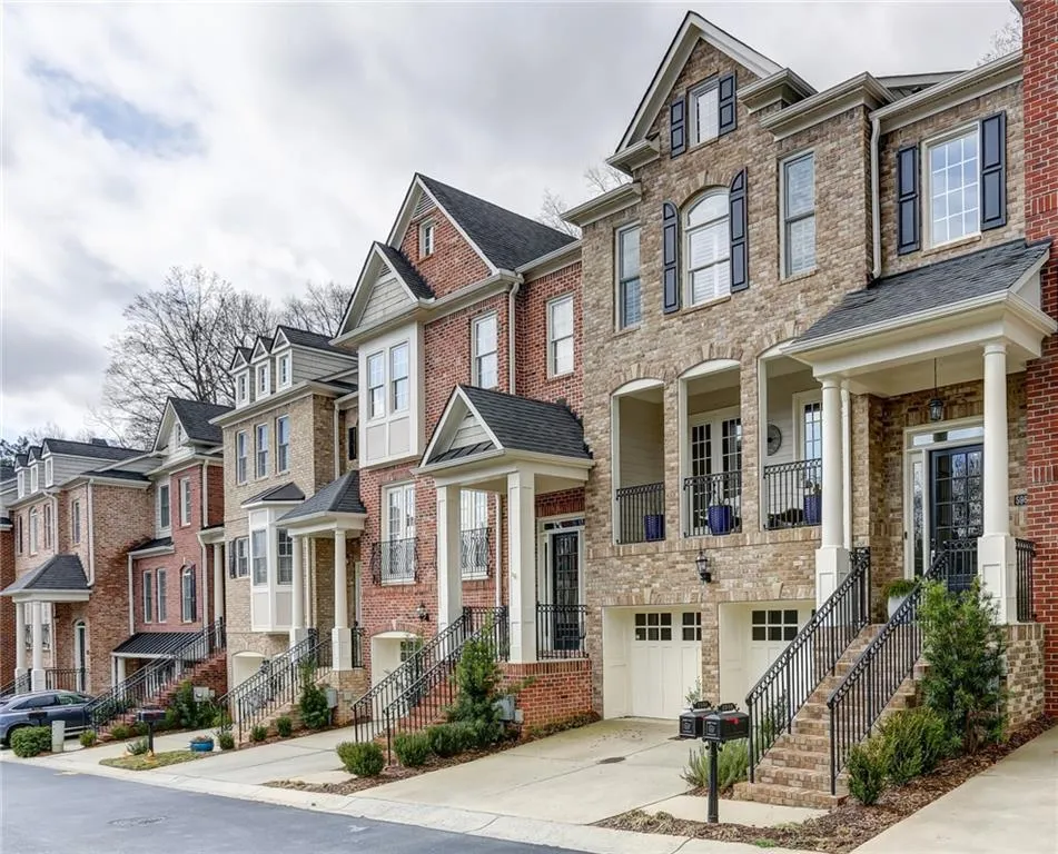 5964 Reddington Way, Atlanta, Georgia 30328, 3 Bedrooms Bedrooms, ,3 BathroomsBathrooms,Residential,Sold,5964 Reddington Way,7007748
