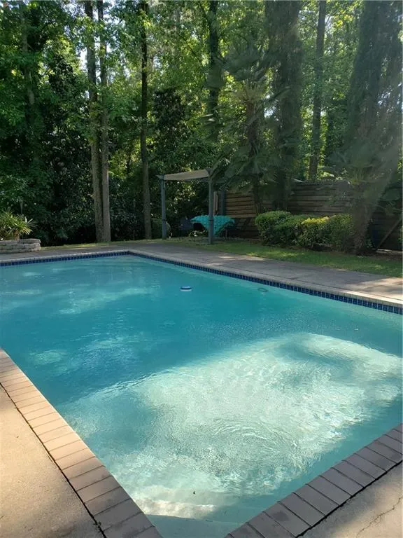 845 Starlight Circle, Atlanta, Georgia 30342, 3 Bedrooms Bedrooms, ,3 BathroomsBathrooms,Residential,Sold,845 Starlight Circle,6907222
