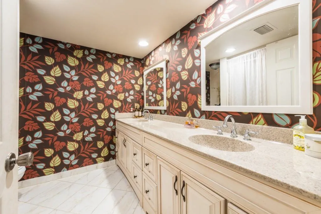 6851 Roswell Road Ne Unit D19, Sandy Springs, Georgia 30328, 3 Bedrooms Bedrooms, ,2 BathroomsBathrooms,Residential,Sold,6851 Roswell Road Ne Unit D19,5903821