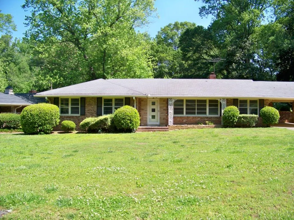 752 Starlight Court, Atlanta, Georgia 30342, 3 Bedrooms Bedrooms, ,2 BathroomsBathrooms,Residential,Sold,752 Starlight Court,5619361