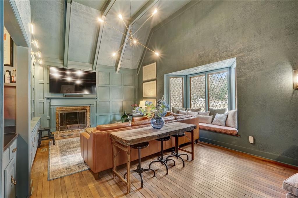 400 Breakwater Ridge, Sandy Springs, Georgia 30328, 5 Bedrooms Bedrooms, ,3 BathroomsBathrooms,Residential,Sold,400 Breakwater Ridge,7325226