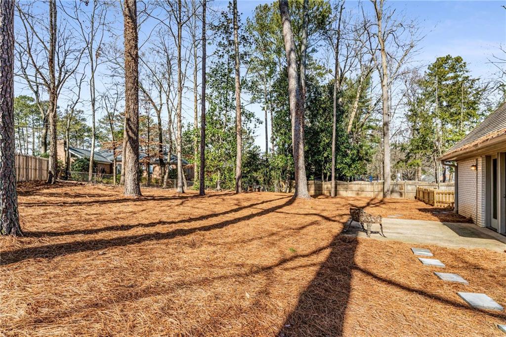 400 Breakwater Ridge, Sandy Springs, Georgia 30328, 5 Bedrooms Bedrooms, ,3 BathroomsBathrooms,Residential,Sold,400 Breakwater Ridge,7325226
