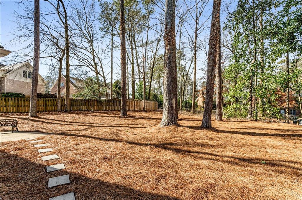 400 Breakwater Ridge, Sandy Springs, Georgia 30328, 5 Bedrooms Bedrooms, ,3 BathroomsBathrooms,Residential,Sold,400 Breakwater Ridge,7325226