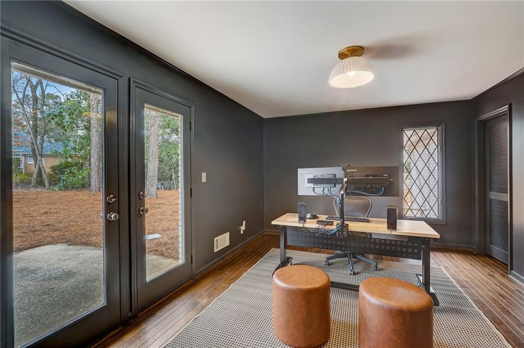 400 Breakwater Ridge, Sandy Springs, Georgia 30328, 5 Bedrooms Bedrooms, ,3 BathroomsBathrooms,Residential,Sold,400 Breakwater Ridge,7325226