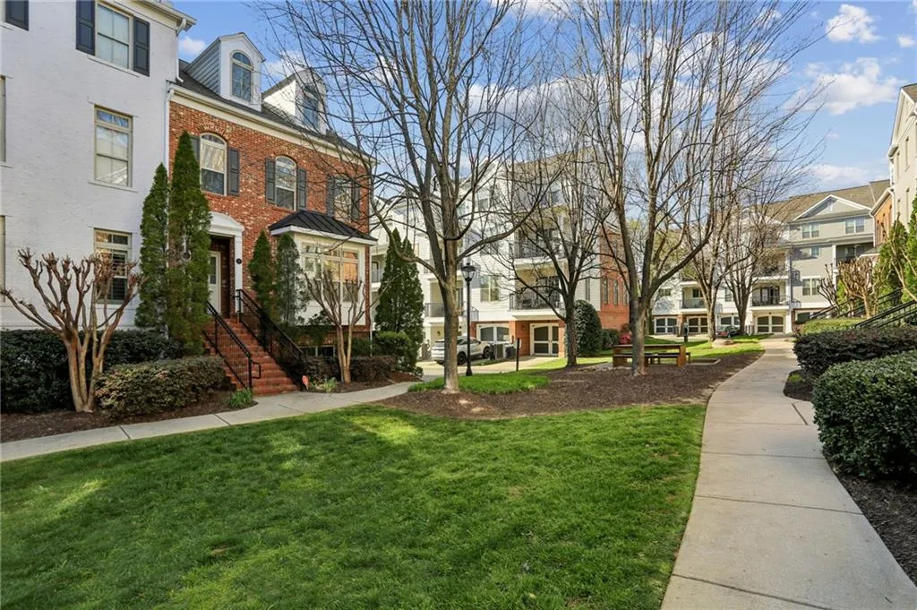 189 Le Gran Court Unit 44, Atlanta, Georgia 30328, 2 Bedrooms Bedrooms, ,2 BathroomsBathrooms,Residential,For Sale,189 Le Gran Court Unit 44,7741261