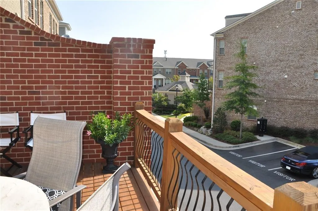 457 Alderwood Street, Sandy Springs, Georgia 30328, 3 Bedrooms Bedrooms, ,3 BathroomsBathrooms,Residential,Sold,457 Alderwood Street,6528027