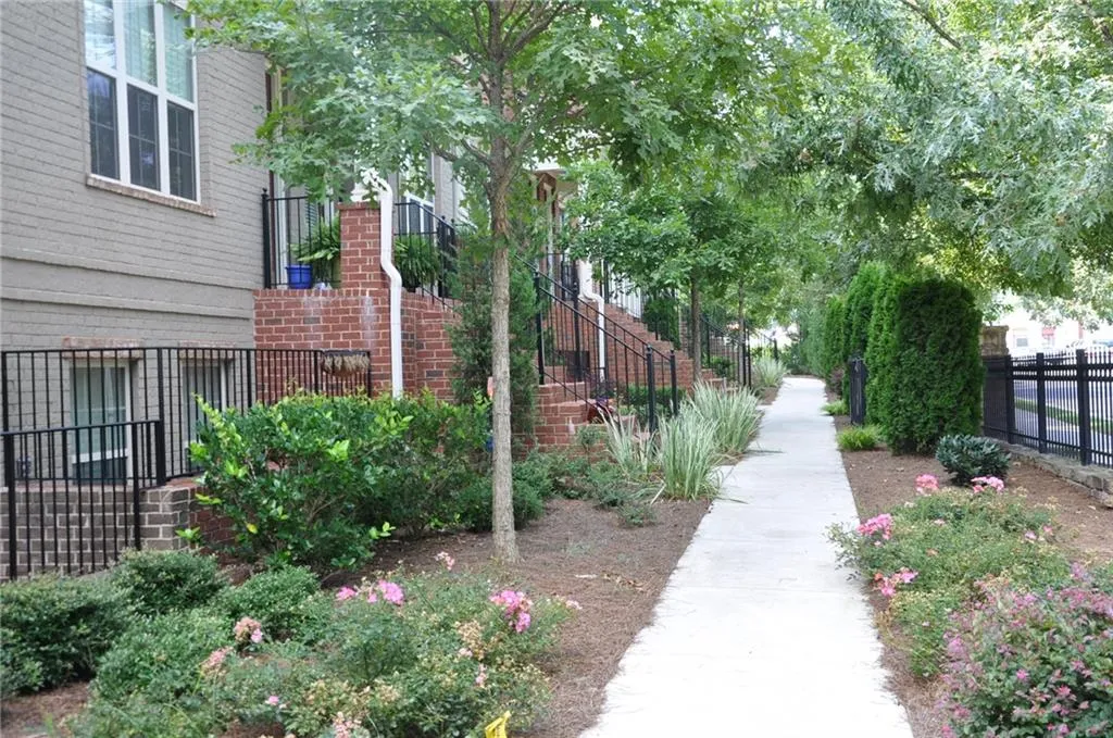 457 Alderwood Street, Sandy Springs, Georgia 30328, 3 Bedrooms Bedrooms, ,3 BathroomsBathrooms,Residential,Sold,457 Alderwood Street,6528027