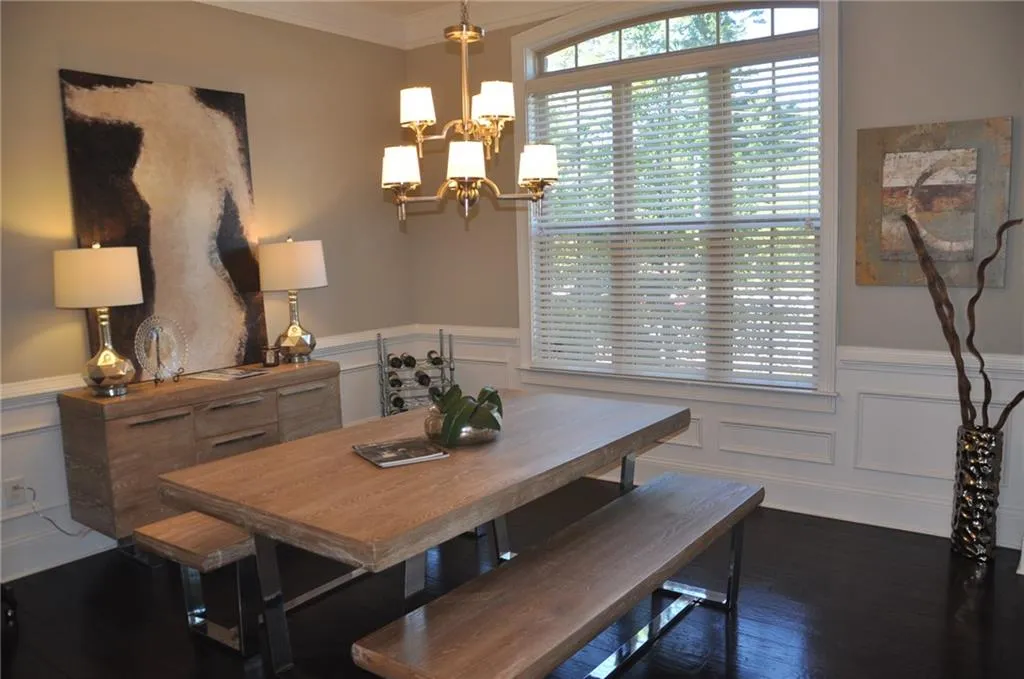 457 Alderwood Street, Sandy Springs, Georgia 30328, 3 Bedrooms Bedrooms, ,3 BathroomsBathrooms,Residential,Sold,457 Alderwood Street,6528027