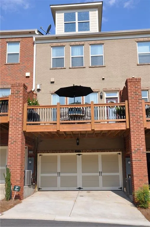 457 Alderwood Street, Sandy Springs, Georgia 30328, 3 Bedrooms Bedrooms, ,3 BathroomsBathrooms,Residential,Sold,457 Alderwood Street,6528027