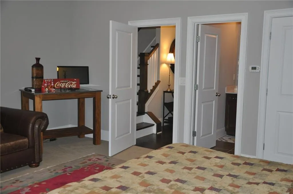 457 Alderwood Street, Sandy Springs, Georgia 30328, 3 Bedrooms Bedrooms, ,3 BathroomsBathrooms,Residential,Sold,457 Alderwood Street,6528027