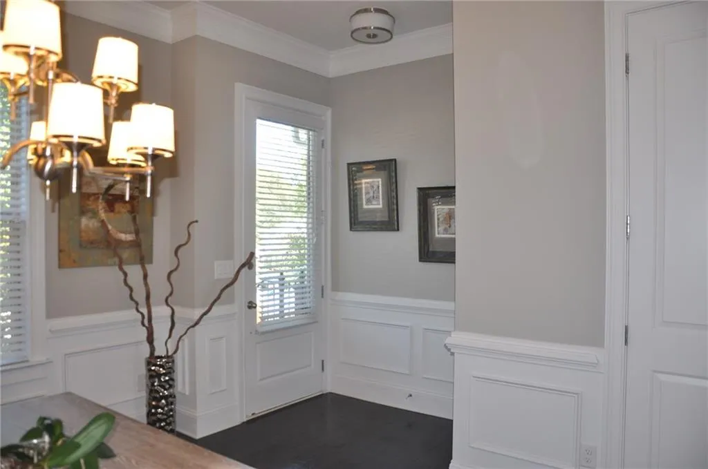 457 Alderwood Street, Sandy Springs, Georgia 30328, 3 Bedrooms Bedrooms, ,3 BathroomsBathrooms,Residential,Sold,457 Alderwood Street,6528027