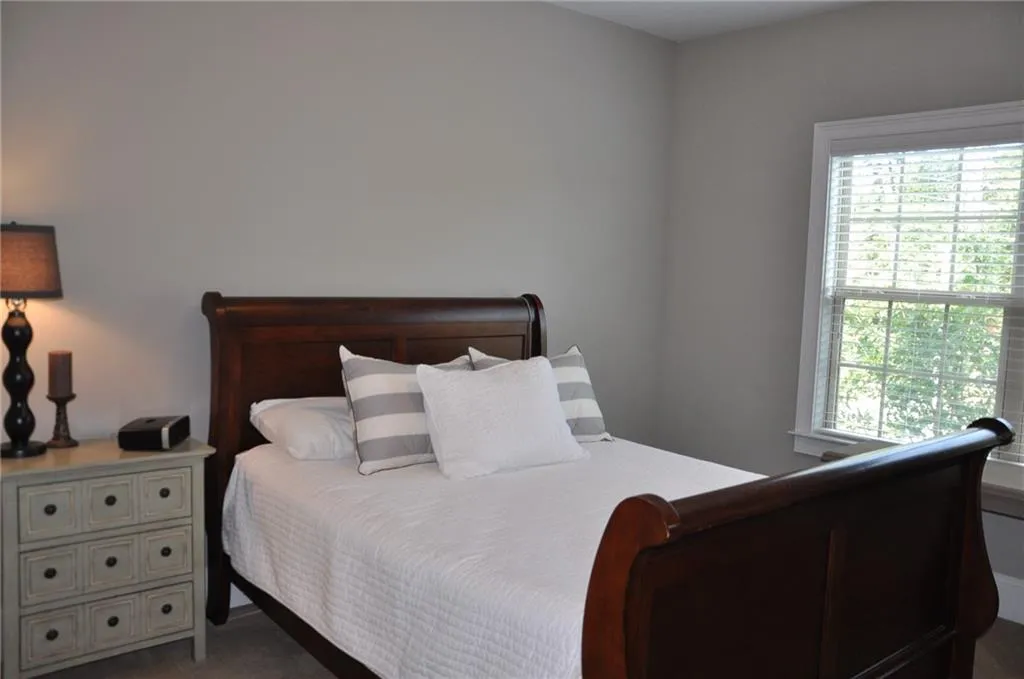 457 Alderwood Street, Sandy Springs, Georgia 30328, 3 Bedrooms Bedrooms, ,3 BathroomsBathrooms,Residential,Sold,457 Alderwood Street,6528027