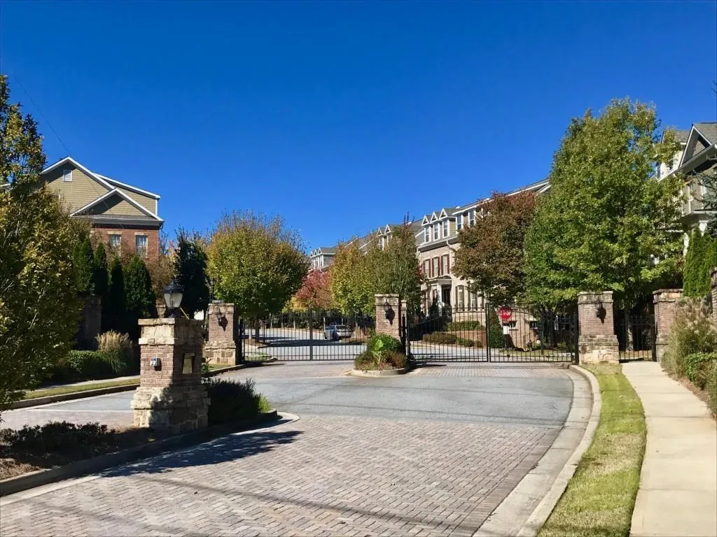 457 Alderwood Street, Sandy Springs, Georgia 30328, 3 Bedrooms Bedrooms, ,3 BathroomsBathrooms,Residential,Sold,457 Alderwood Street,6528027