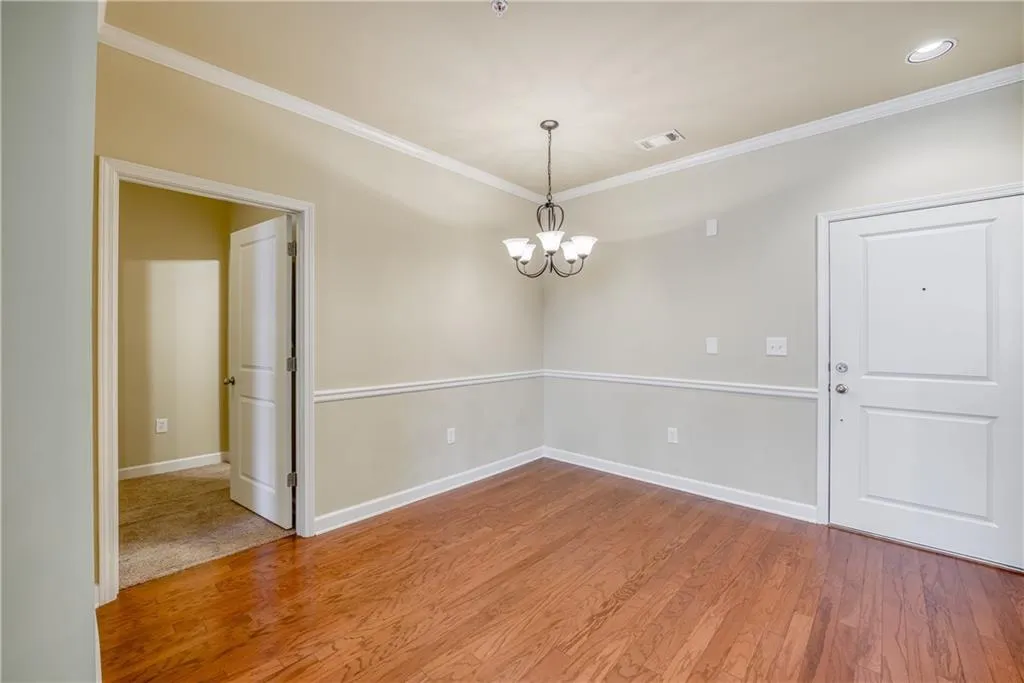 7265 Glisten Avenue Unit 111, Sandy Springs, Georgia 30328, 1 Bedroom Bedrooms, ,1 BathroomBathrooms,Residential,Sold,7265 Glisten Avenue Unit 111,7081868