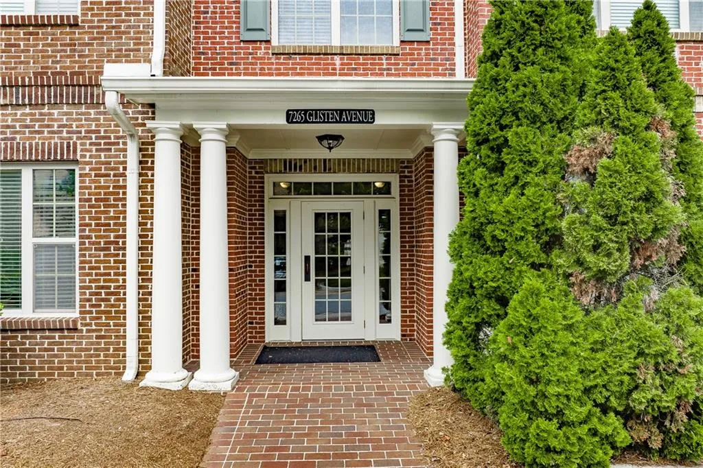 7265 Glisten Avenue Unit 111, Sandy Springs, Georgia 30328, 1 Bedroom Bedrooms, ,1 BathroomBathrooms,Residential,Sold,7265 Glisten Avenue Unit 111,7081868
