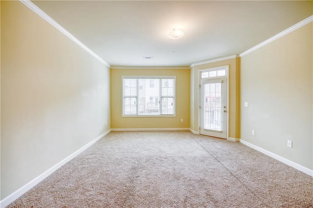 7265 Glisten Avenue Unit 111, Sandy Springs, Georgia 30328, 1 Bedroom Bedrooms, ,1 BathroomBathrooms,Residential,Sold,7265 Glisten Avenue Unit 111,7081868