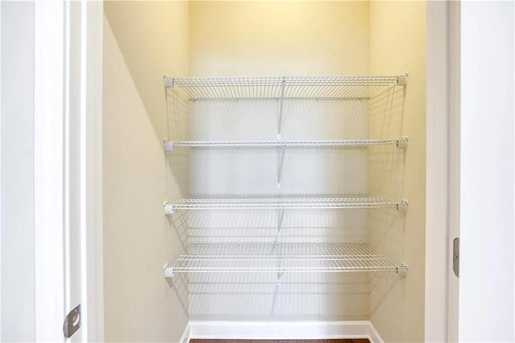 7265 Glisten Avenue Unit 111, Sandy Springs, Georgia 30328, 1 Bedroom Bedrooms, ,1 BathroomBathrooms,Residential,Sold,7265 Glisten Avenue Unit 111,7081868