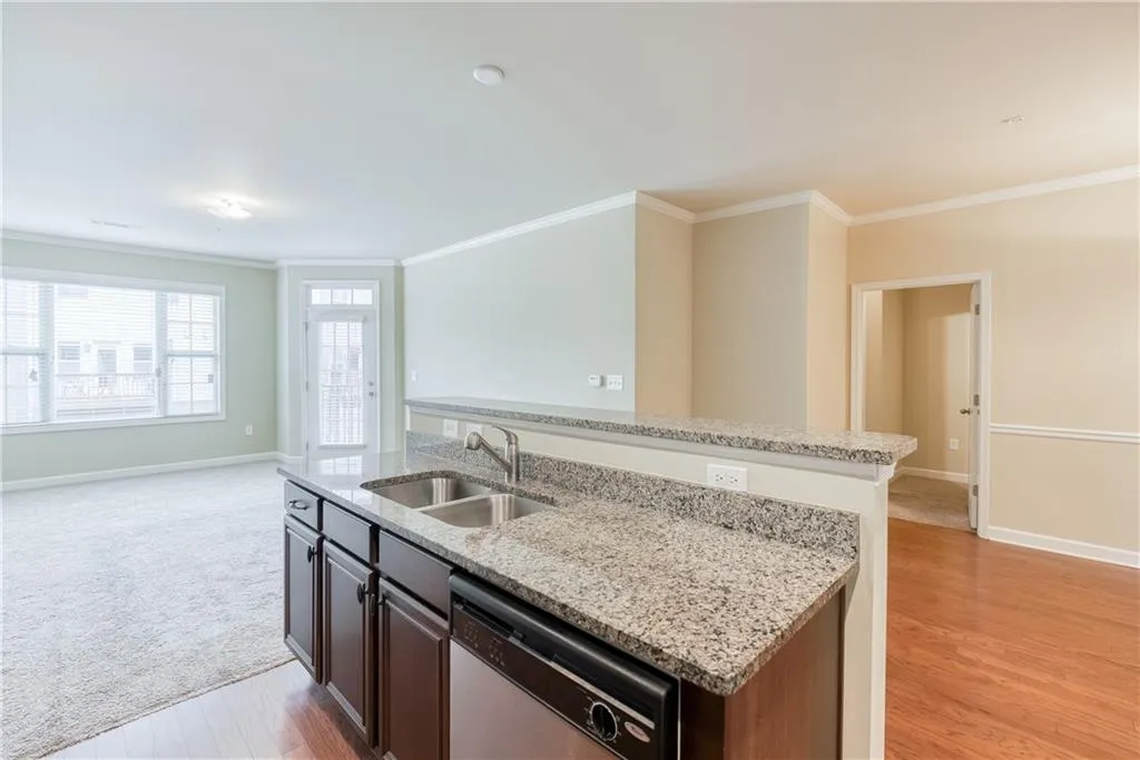 7265 Glisten Avenue Unit 111, Sandy Springs, Georgia 30328, 1 Bedroom Bedrooms, ,1 BathroomBathrooms,Residential,Sold,7265 Glisten Avenue Unit 111,7081868