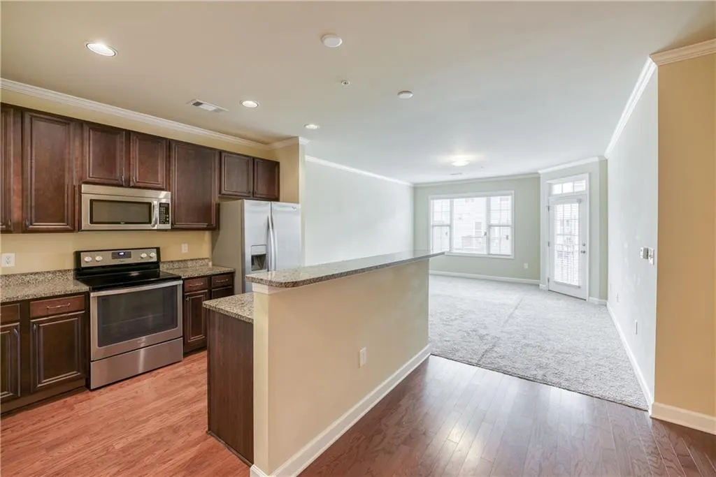 7265 Glisten Avenue Unit 111, Sandy Springs, Georgia 30328, 1 Bedroom Bedrooms, ,1 BathroomBathrooms,Residential,Sold,7265 Glisten Avenue Unit 111,7081868