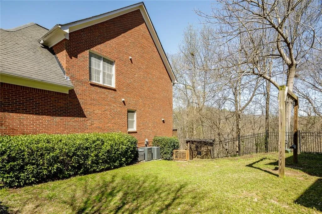 225 Trowbridge Road, Sandy Springs, Georgia 30350, 5 Bedrooms Bedrooms, ,4 BathroomsBathrooms,Residential,Sold,225 Trowbridge Road,6700947