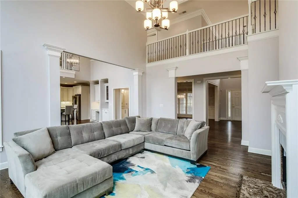225 Trowbridge Road, Sandy Springs, Georgia 30350, 5 Bedrooms Bedrooms, ,4 BathroomsBathrooms,Residential,Sold,225 Trowbridge Road,6700947