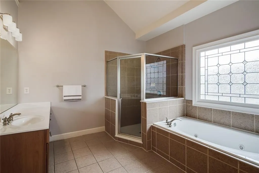 225 Trowbridge Road, Sandy Springs, Georgia 30350, 5 Bedrooms Bedrooms, ,4 BathroomsBathrooms,Residential,Sold,225 Trowbridge Road,6700947