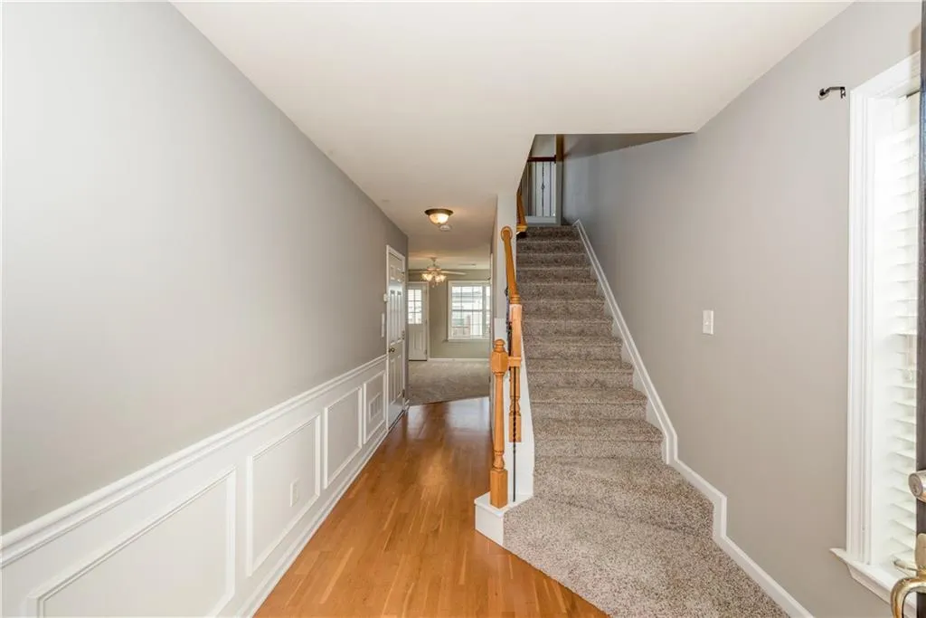 3670 Chattahoochee Summit Drive Se, Atlanta, Georgia 30339, 3 Bedrooms Bedrooms, ,2 BathroomsBathrooms,Residential,Sold,3670 Chattahoochee Summit Drive Se,5794976