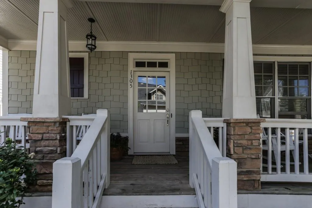 1305 Dupont Commons Circle, Atlanta, Georgia 30318, 3 Bedrooms Bedrooms, ,2 BathroomsBathrooms,Residential,Sold,1305 Dupont Commons Circle,5917631